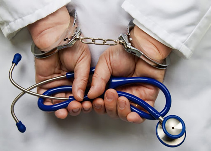 في يوم الطبيب العالمي.. الأمن السوري قتل وأخفى قسراً عشرات الأطباء والكوادر الطبية الفلسطينية 