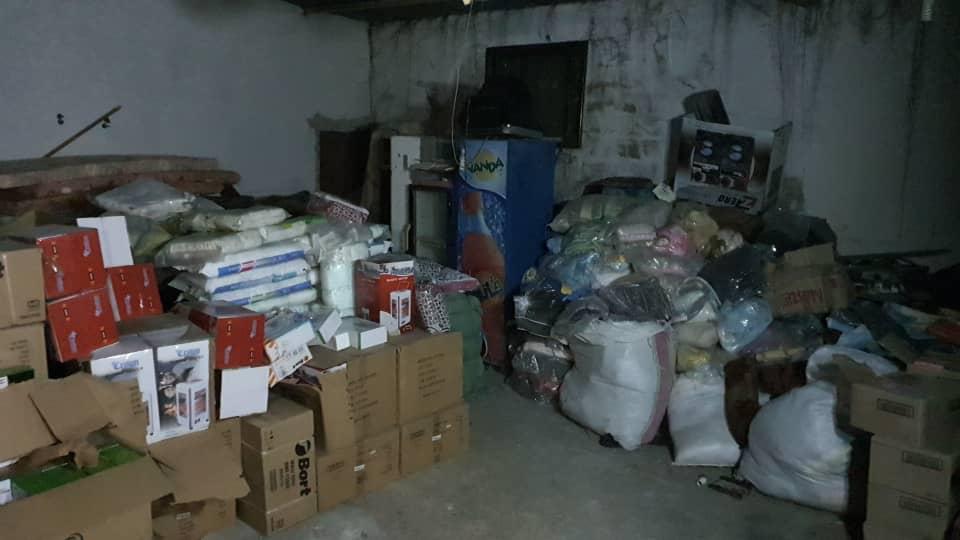 شاهد: صور حصرية تظهر المسروقات التي ضبطت في مقار ومستودعات عدنان السيد