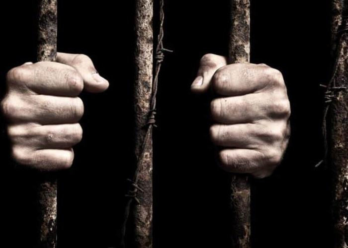 المعارضة السورية تواصل اعتقال أكثر من 40 لاجئ فلسطيني 