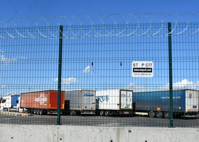 السلطات التركية تحبط محاولة هجرة غير شرعية للاجئين فلسطينيين وسوريين