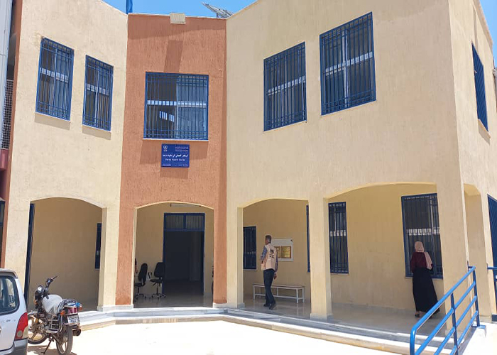 مخيم درعا.. شكاوى من سوء معاملة موظفي مستوصف الأونروا