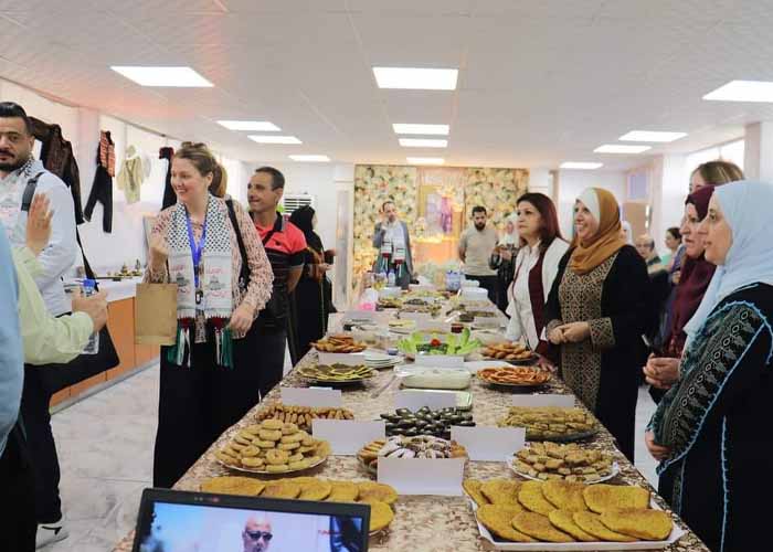 حمص. معرض للتراث الفلسطيني في مدرسة الشجرة بمخيم العائدين