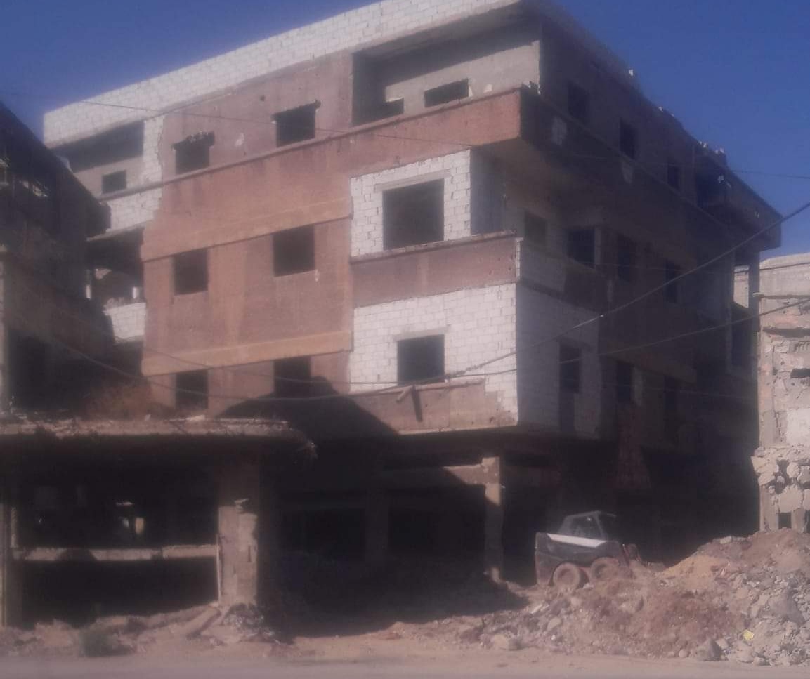 موافقة على إزالة الساتر الترابي في مخيم اليرموك وانتقادات للمسؤولين الفلسطينيين