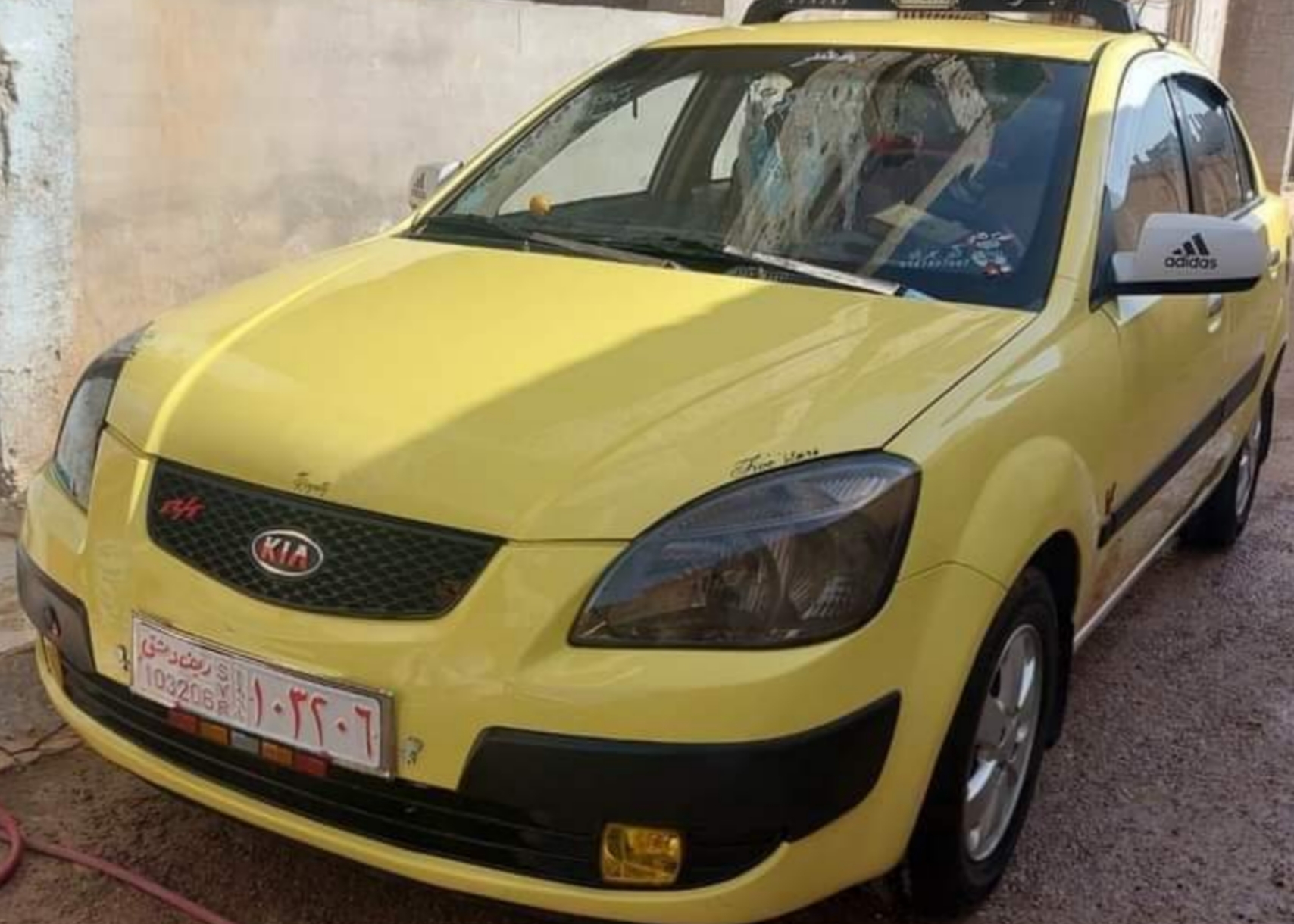 مبادرة إنسانية من أحد أبناء مخيم درعا لنقل الحالات الطارئة مجاناً 