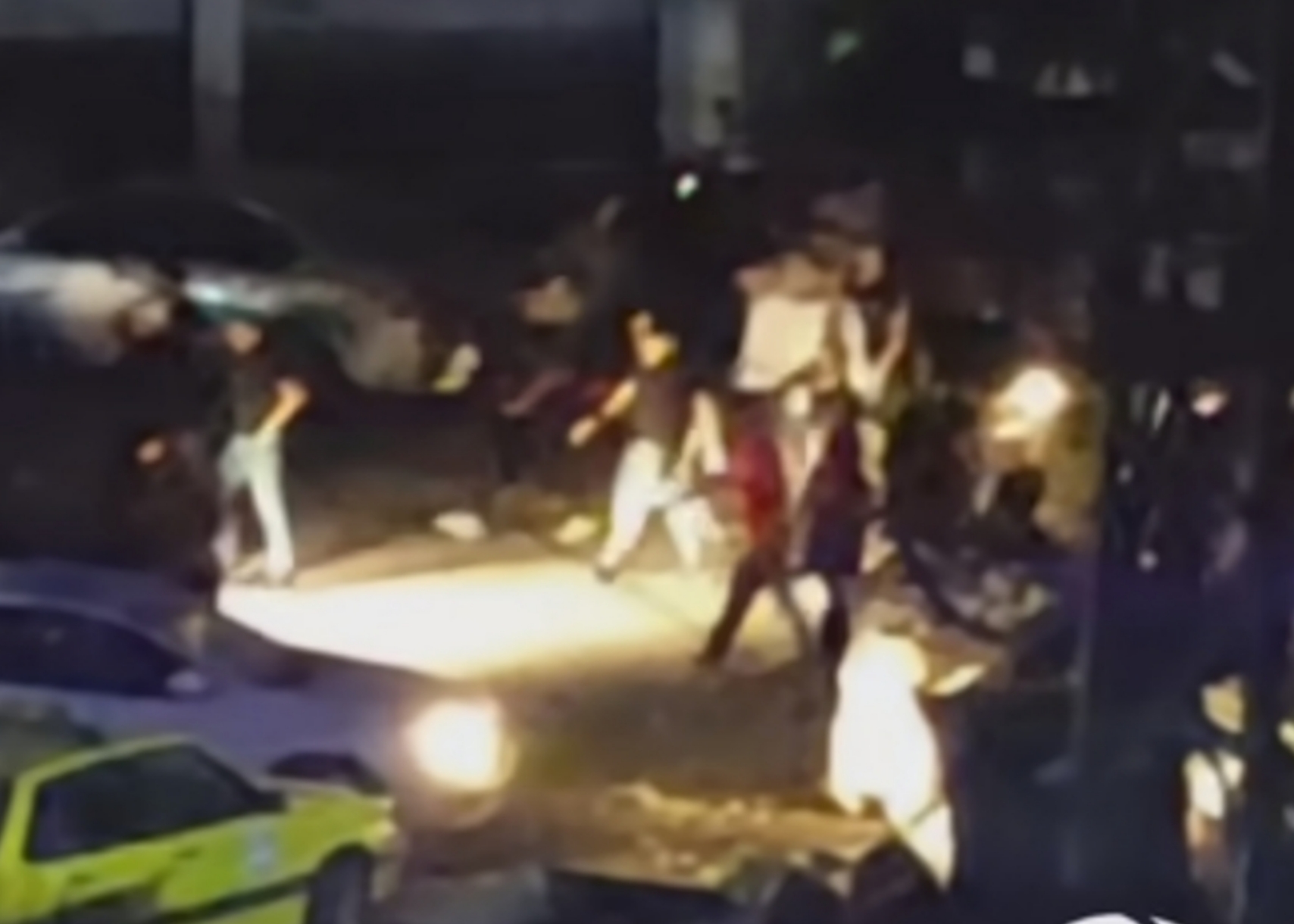 نشطاء من مخيم جرمانا ينفون وجود نزاع مع أهالي المدينة