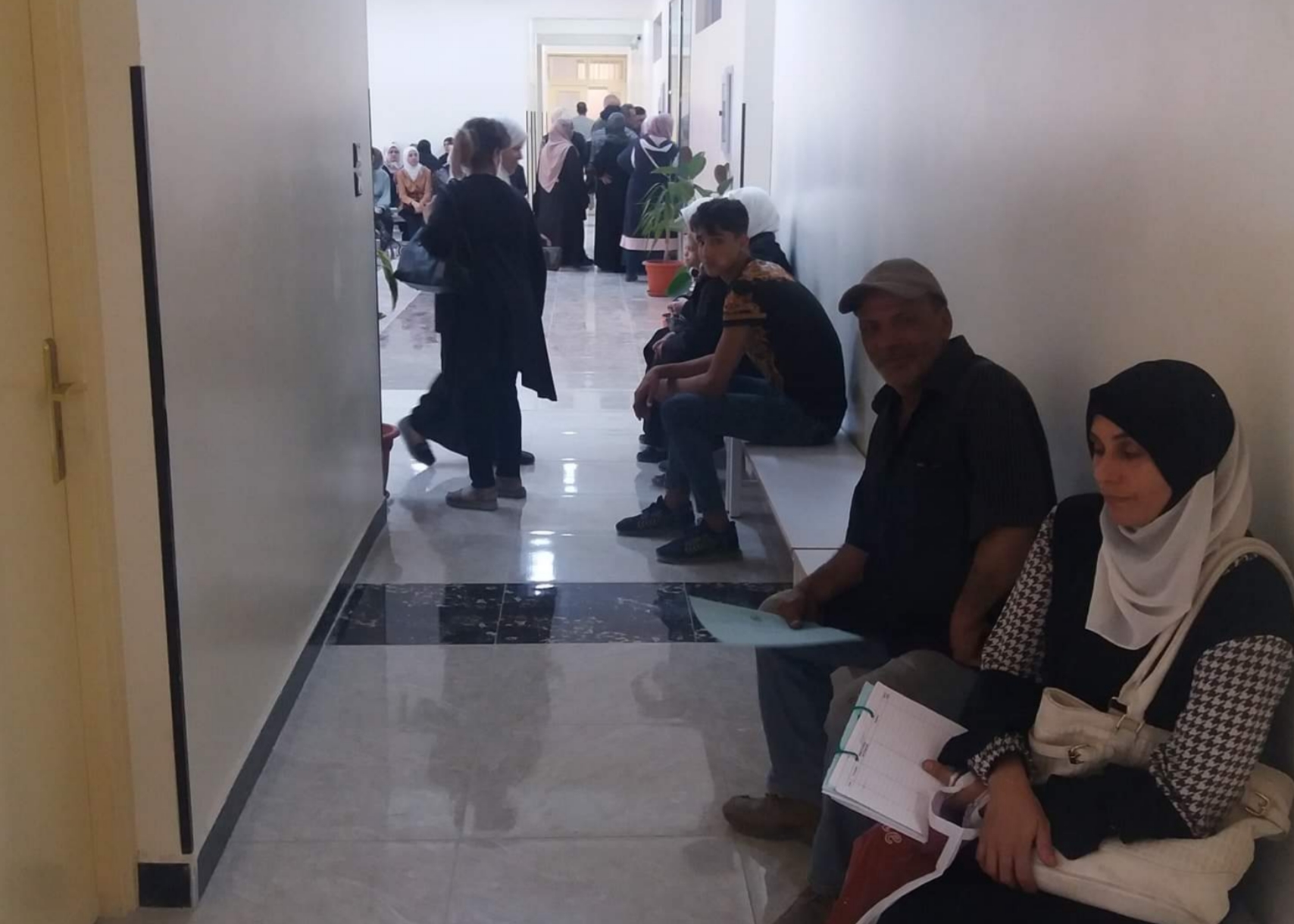 الأونروا تعيد افتتاح مستوصفها في مخيم اليرموك بعد ترميمه بتمويل إسباني