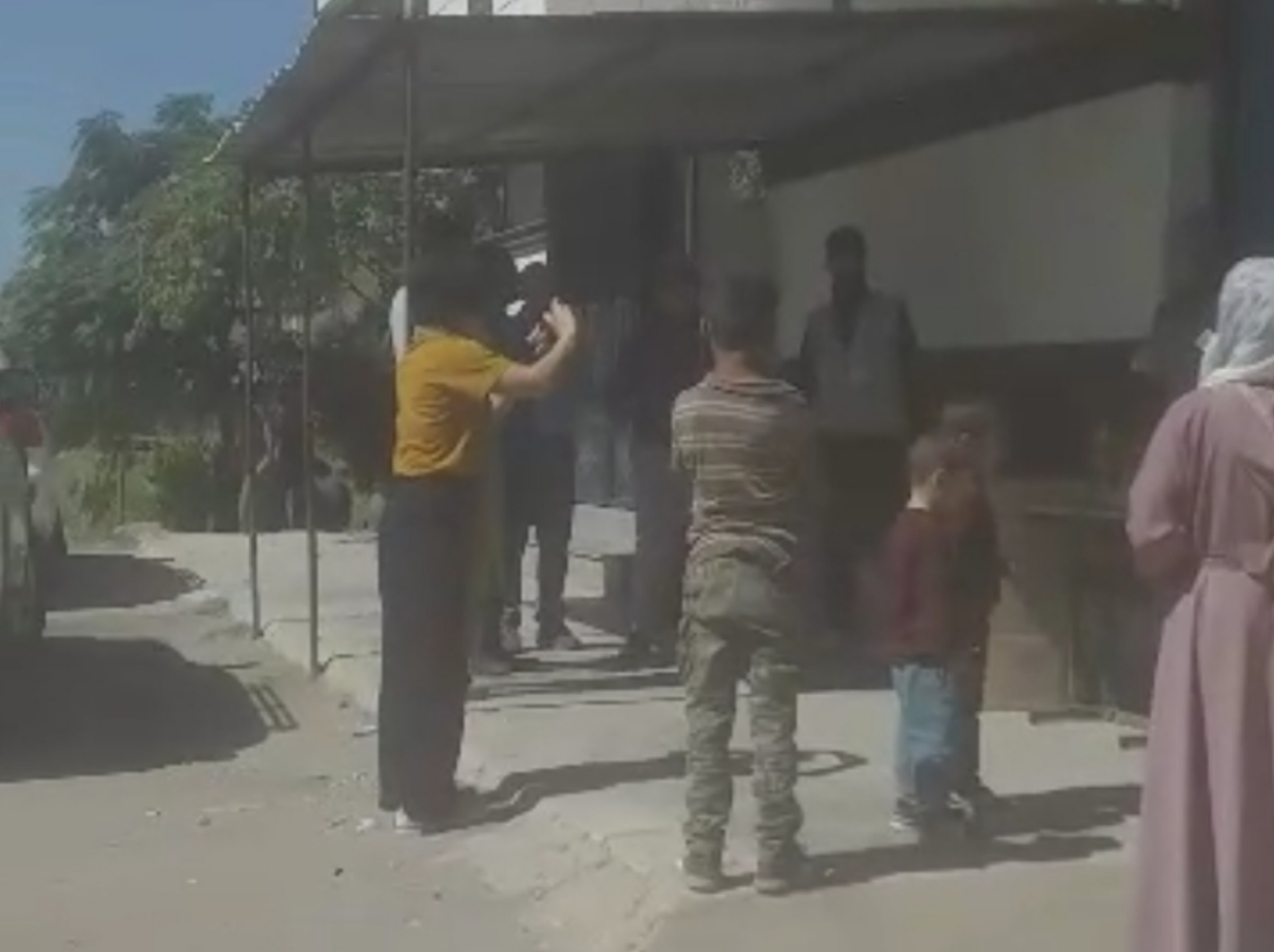 استياء من تصرفات الأونروا في توزيع المعونة الغذائية على الفلسطينيين في درعا