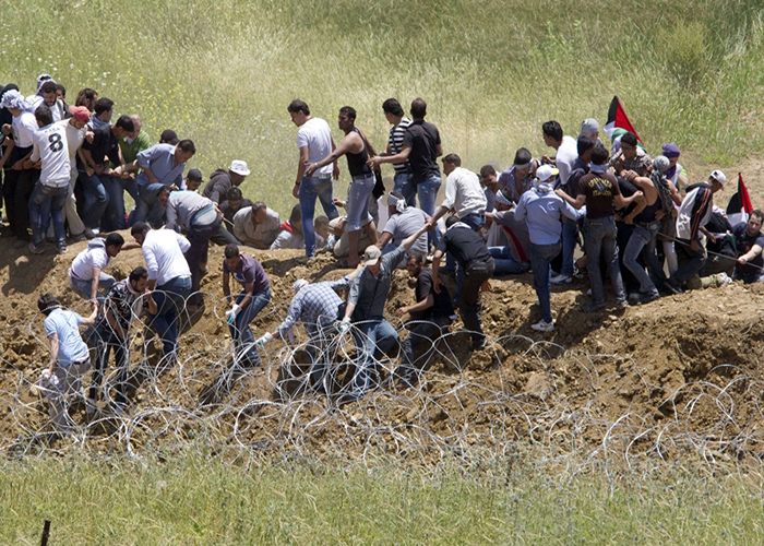 أهالي مخيم جرمانا لن نقف مكتوفي الأيدي ونطالب بفتح الحدود