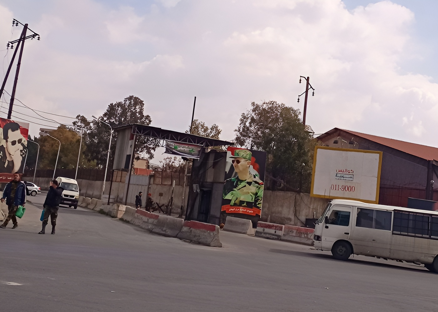 مخيم خان دنون.. شكاوى من الإتاوات والتضييق الأمني   