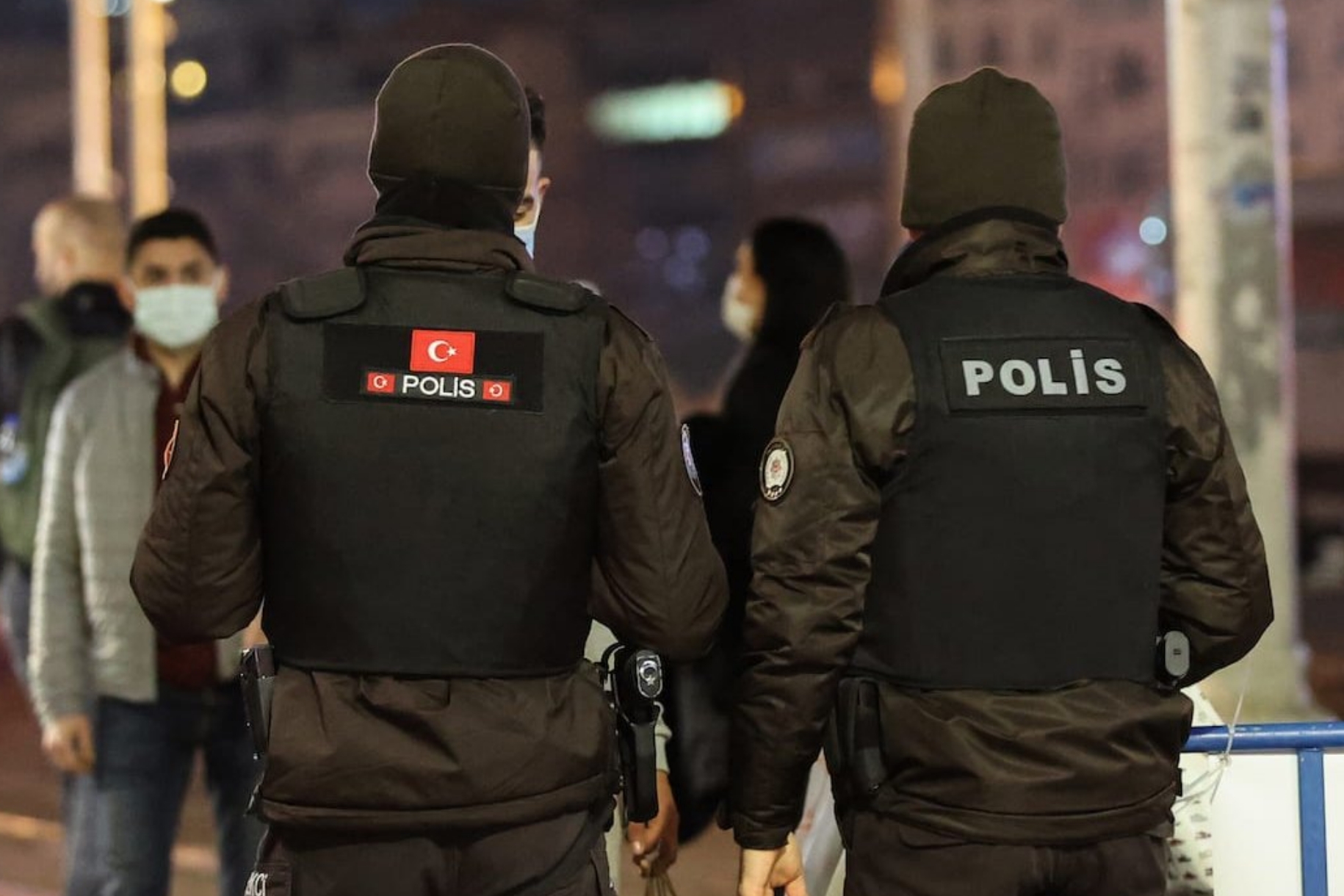 الشرطة التركية تواصل احتجاز لاجئين من فلسطينيي سورية للشهر الثالث