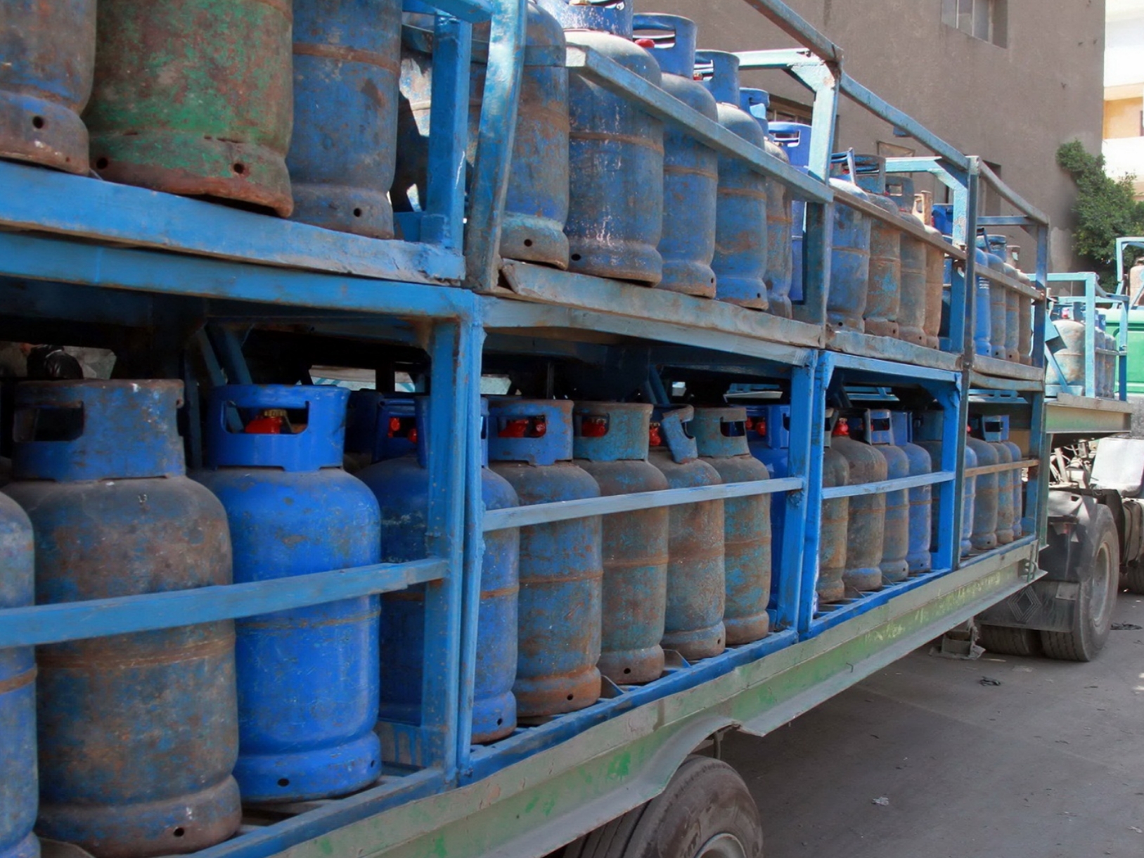 رفع سعر الغاز في ريف دمشق يثير استياء اللاجئين الفلسطينيين