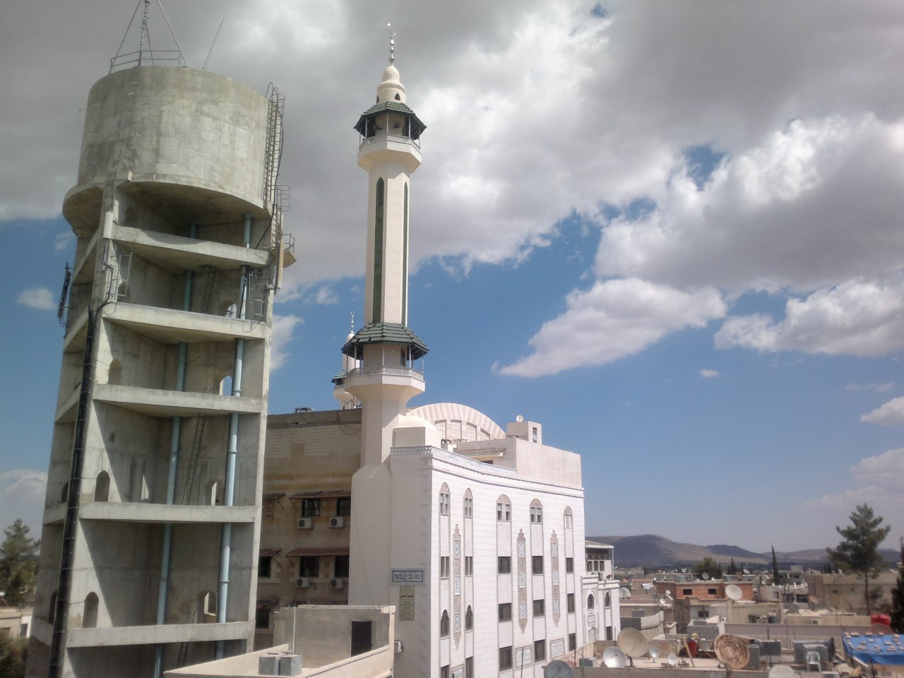 استدعاء إمام مسجد بتهمة التحريض وزعزعة الأمن