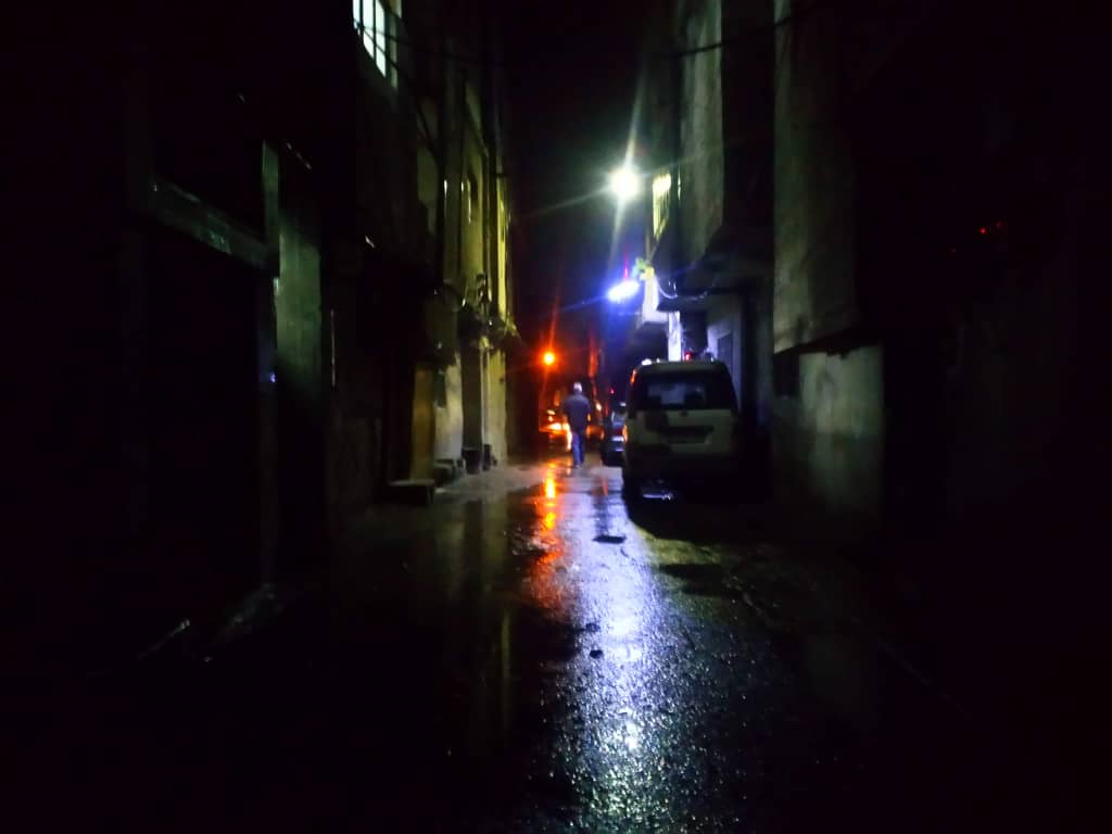 مروجو ومتعاطو المخدرات يزعزعون أمن واستقرار مخيم خان دنون