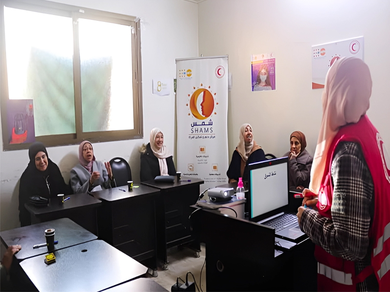 جلسة تفاعلية توعوية حول الرعاية الذاتية لنساء مخيم النيرب 