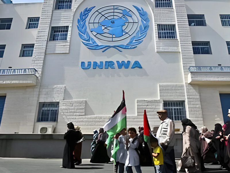 الفلسطينيون في سورية يطالبون الجهات الرسمية الفلسطينية الضغط على الأونروا 