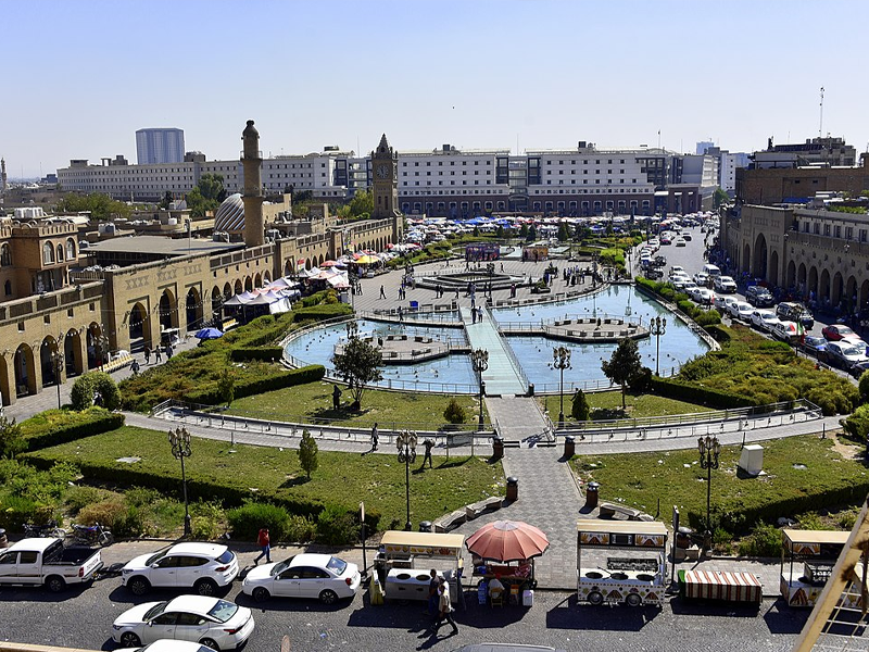 تعليق منح التأشيرات للسوريين والفلسطينيين السوريين في كردستان العراق يثير الجدل