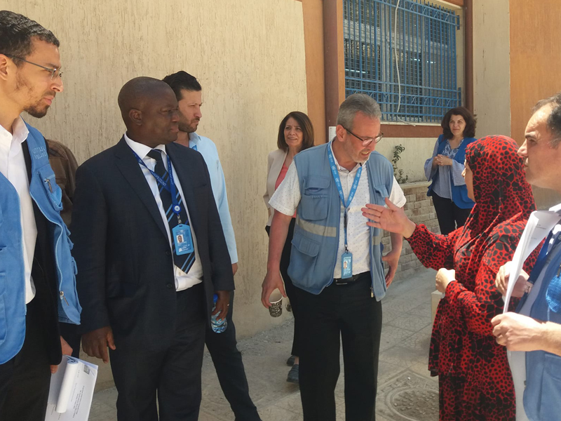 وفد من الأونروا يزور مخيم اليرموك 