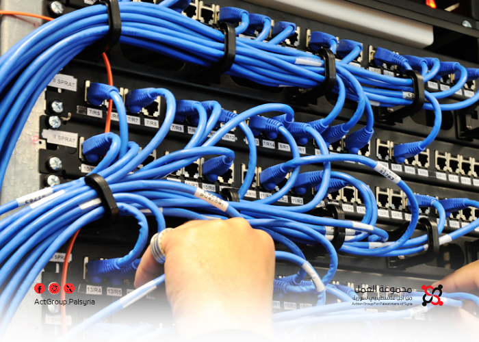 سرقة مقسم الحسينية تُفقد المخيم خدمات الهاتف والإنترنت