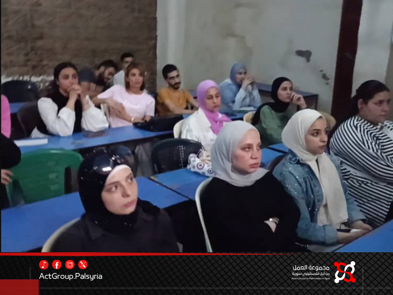 مجموعة العمل ولجنة التنمية الاجتماعية في مخيم العائدين باللاذقية تطلقان دورة في التصوير الصحفي 