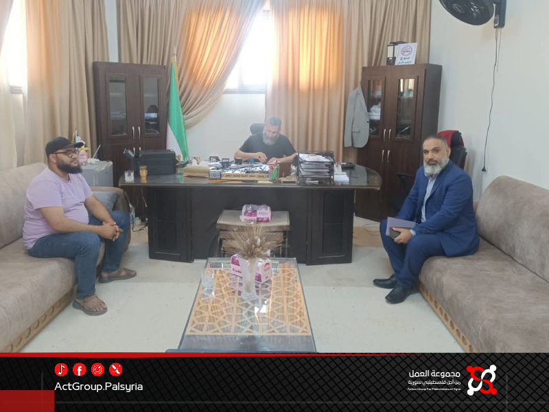 لقاء بين لجنة مخيم خان دنون ونائب محافظ ريف دمشق  لحل الأزمات الخدمية