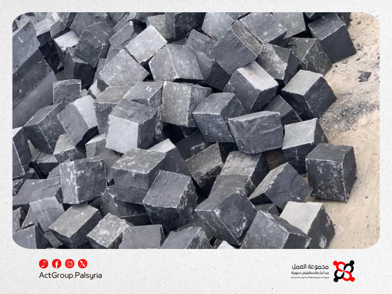 البازلت الأسود.. حجر الفلسطينيين في مواجهة نزيف الإيجارات بدرعا