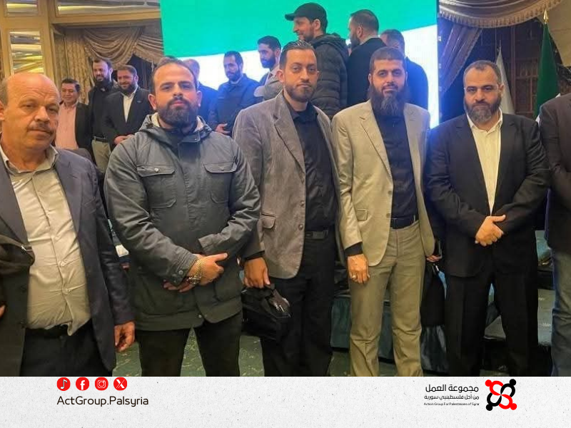 وفد مخيم اليرموك يشارك في لقاء مجتمعي بحضور الرئيس الشرع