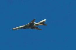 غارات جوية ليلية على مخيم خان الشيح وأطرافه 