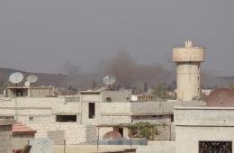 قصف عنيف بالبراميل المتفجرة يستهدف محيط مخيم خان الشيح 