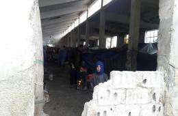 النازحون الفلسطينيون في بلدة تسيل شمال غرب درعا يشكون الإهمال وفقر الحال