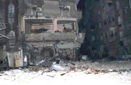 لليوم التاسع على التوالي داعش يغلق حاجز الريجة في مخيم اليرموك المحاصر 