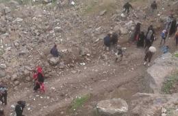 داعش يستهدف عدداً من الفلسطينيين الهاربين من مخيم جلين ويوقع إصابات بينهم