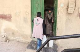 فيديو | هيئة فلسطين الخيرية توزع الماء على مئات العائلات النازحة عن مخيم اليرموك بلدات يلدا وببيلا