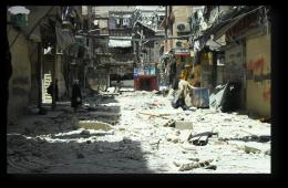 اشتباكات بين تنظيم الدولة وهيئة تحرير الشام في مخيم اليرموك 