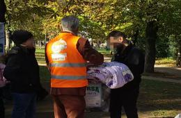 توزيع ملابس شتوية على العائلات الفلسطينية السورية بمدينة بورصة التركية  