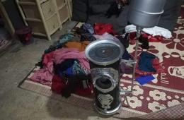 توزيع المدافئ على عدد من العائلات الفلسطينية المهجرة في البقاع