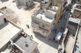 طلبة الجامعات في مخيم النيرب يشكون أزمة مواصلات