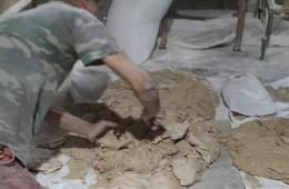 مخيم النيرب.. ضبط أفران تستخدم الخبز القديم بدلاً من الخميرة 