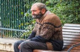 لاجئ فلسطيني. خرج من "المسلخ البشري" بلا ذاكرة والعائلة تبحث عنه 