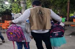 توزيع حقائب مدرسية للطلبة الأيتام الفلسطينيين في قدسيا 