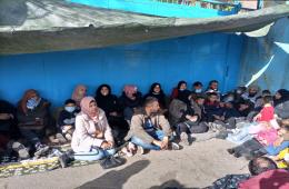 فلسطينيو سورية ينصبون خيمة احتجاجية أمام مقر "الأونروا" في بيروت