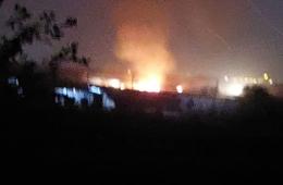 مخيم النيرب.. غارات جوية تخلف حالة من الهلع بين الأهالي