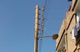 مخيم خان دنون. تعرض طفل فلسطيني للصعق بالكهرباء