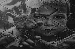 شاهد: أطفال فلسطينيو سوريا أضناهم التعب والتهجير 