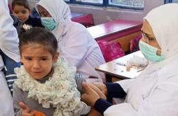 الأونروا تبدأ حملة لُقاح ضد الكُزاز لأطفال مخيم خان دنون