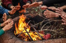 فلسطينيو سوريا يعانون من البرد ونقص الغذاء في شمال غرب البلاد