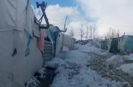 فلسطينيو سوريا في لبنان يواجهون الفقر والبرد