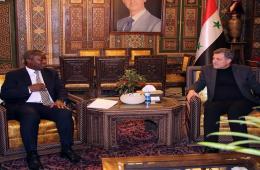 مباحثات بين محافظ دمشق ومدير الأونروا حول مخيم اليرموك