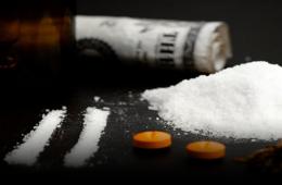 بسبب المخدرات. إصابة شابين في حادثة طعن بمخيم خان دنون