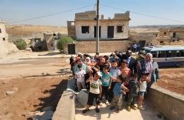 الأونروا في مخيم حندرات لتفقد منشآتها 