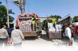 منظمة توزع مساعدات إغاثية على عشرات العائلات في تجمع جلين بدرعا